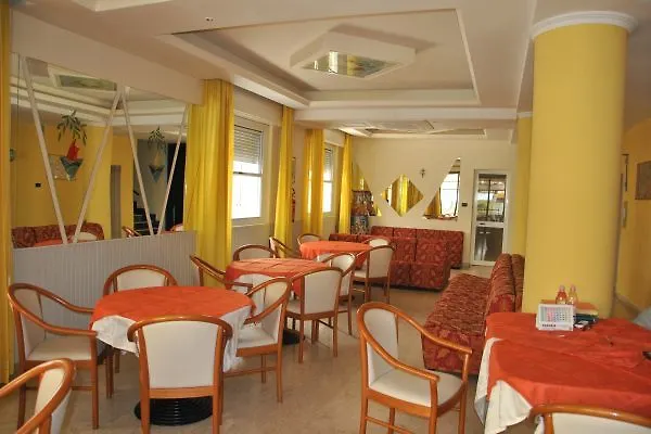 Ducale מלון 3*